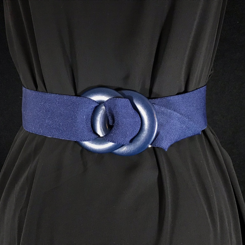 Super cool 70s-80s blue stretch belt